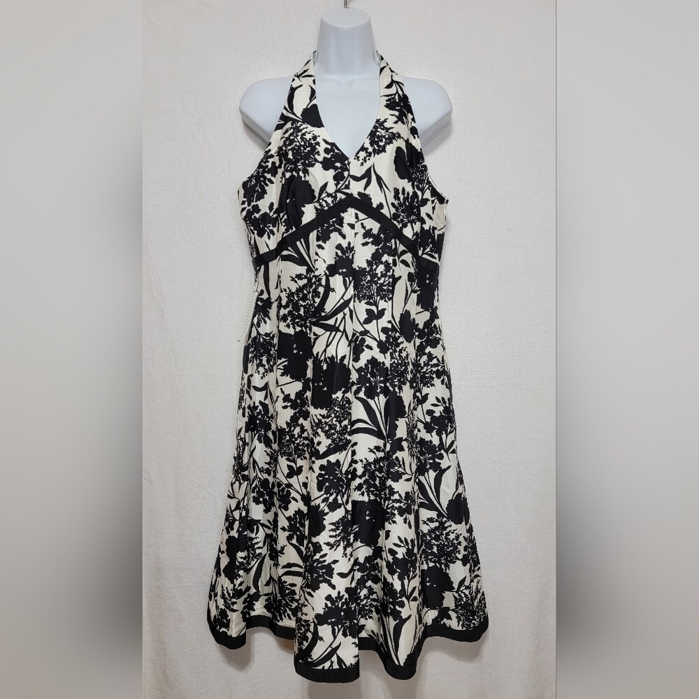 Ann Taylor Silk Halter Dress Floral Black White Fit Flare Size 12 137377